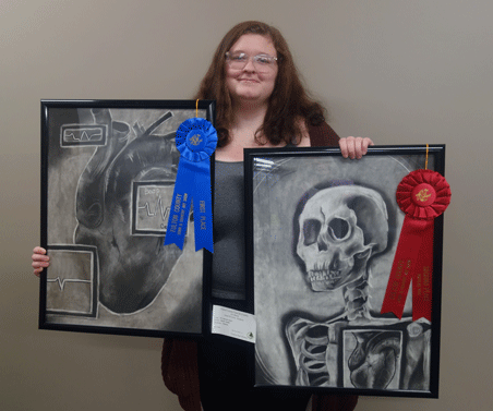 Art Student Melody Barnes Has Good Day at Fulton County Town and Country Art Show