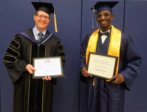 Travaughn Miller Honored with 2021 Transfer Degree Student Achievement Award