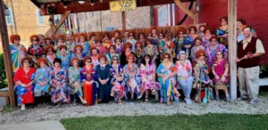 Image of Mrs. Roper Romp fundraiser attendees 