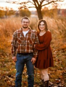 Kayle Chalmers (pictured with her husband)